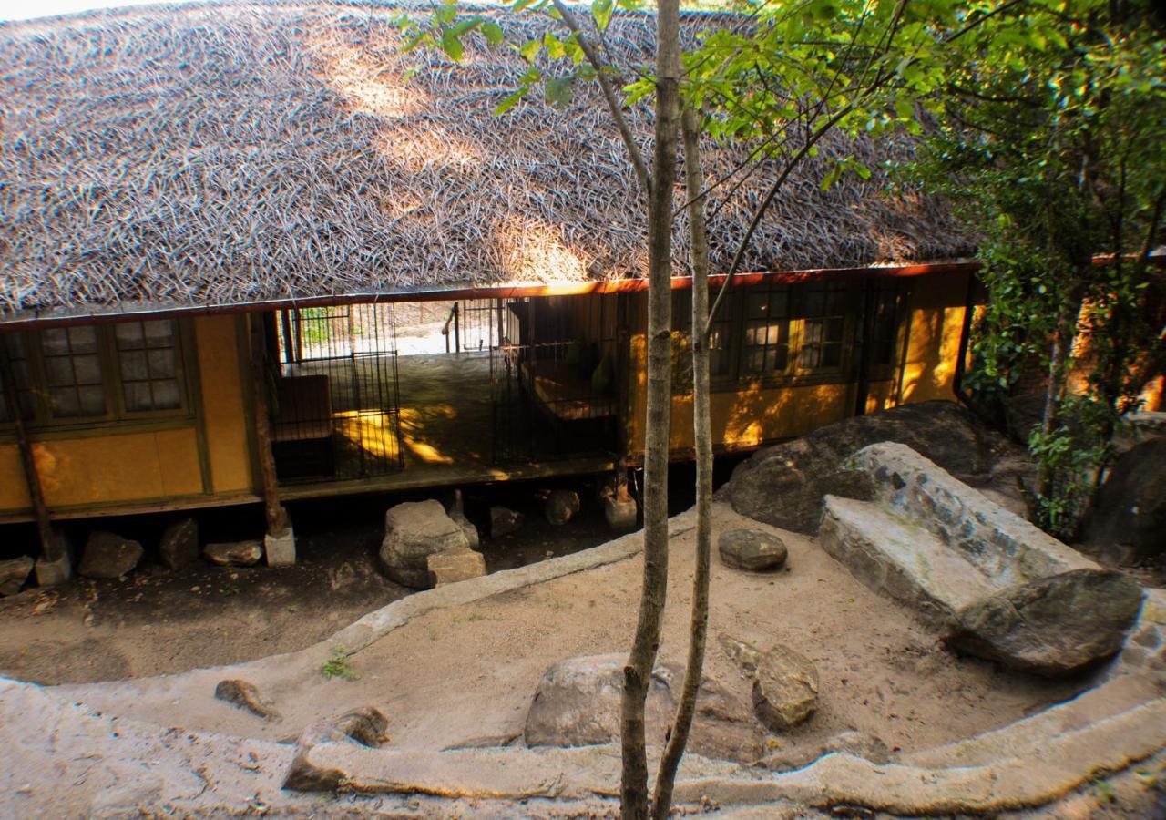 Back Of Beyond - Wild Haven Villa Sigiriya Exterior photo