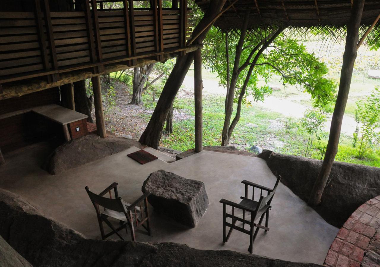 Back Of Beyond - Wild Haven Villa Sigiriya Exterior photo